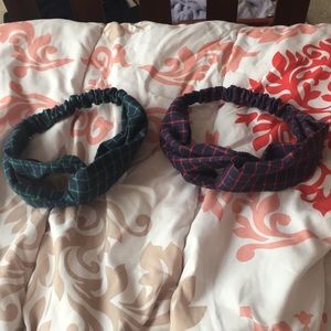 Set of two headbands